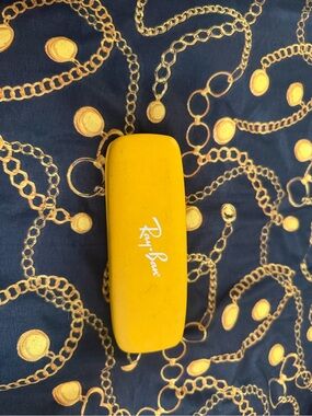 Ray-Ban Vintage Yellow Hard Sunglasses Case